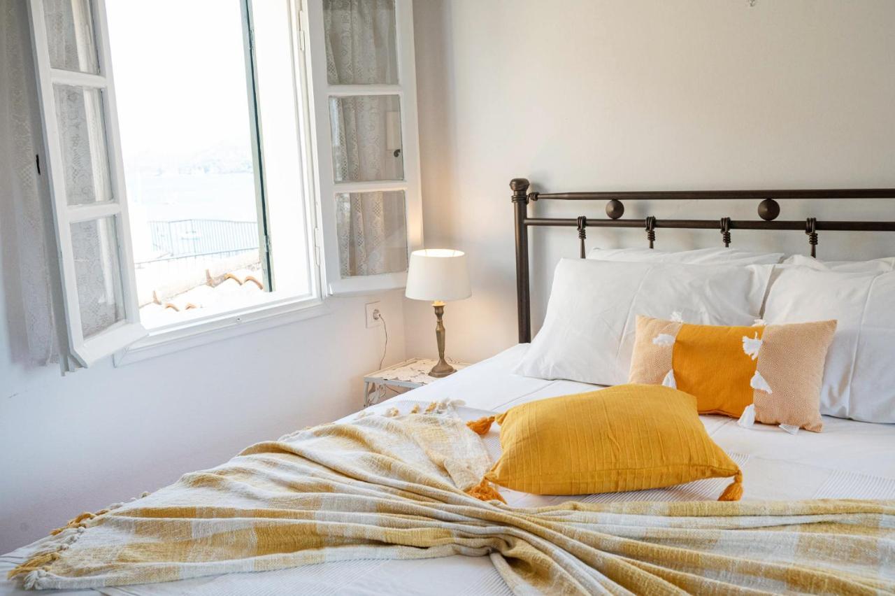Traditional House Under The Clock Tower With Sweet View Poros Town Екстериор снимка