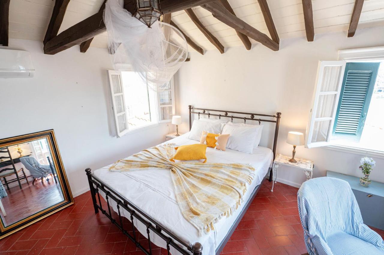 Traditional House Under The Clock Tower With Sweet View Poros Town Екстериор снимка