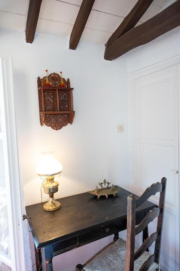 Traditional House Under The Clock Tower With Sweet View Poros Town Екстериор снимка