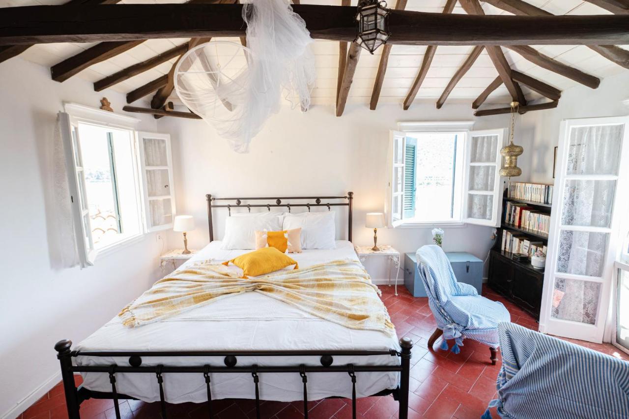 Traditional House Under The Clock Tower With Sweet View Poros Town Екстериор снимка