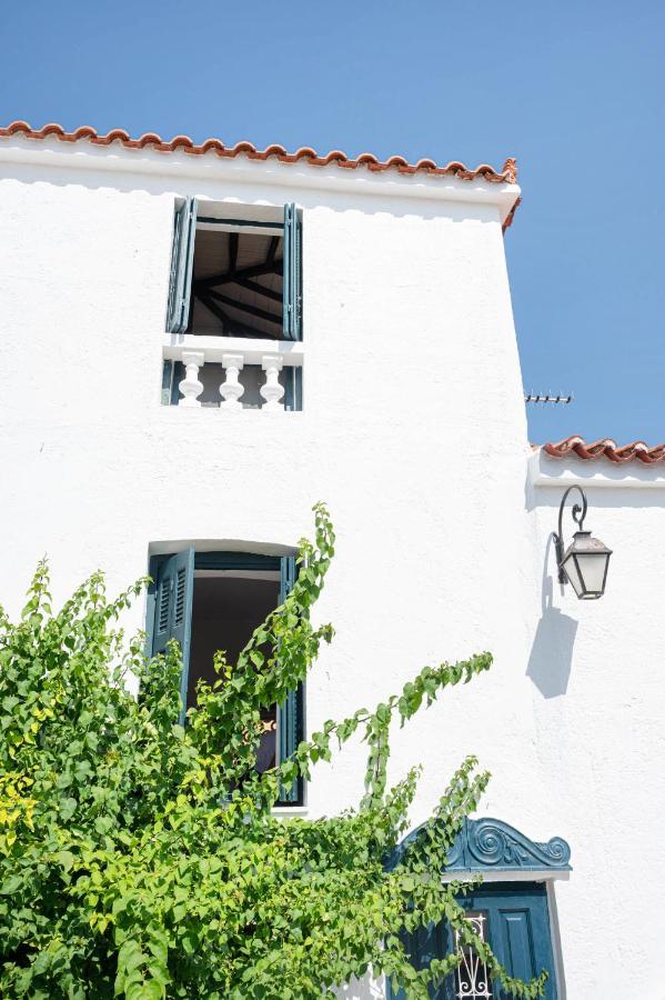 Traditional House Under The Clock Tower With Sweet View Poros Town Екстериор снимка