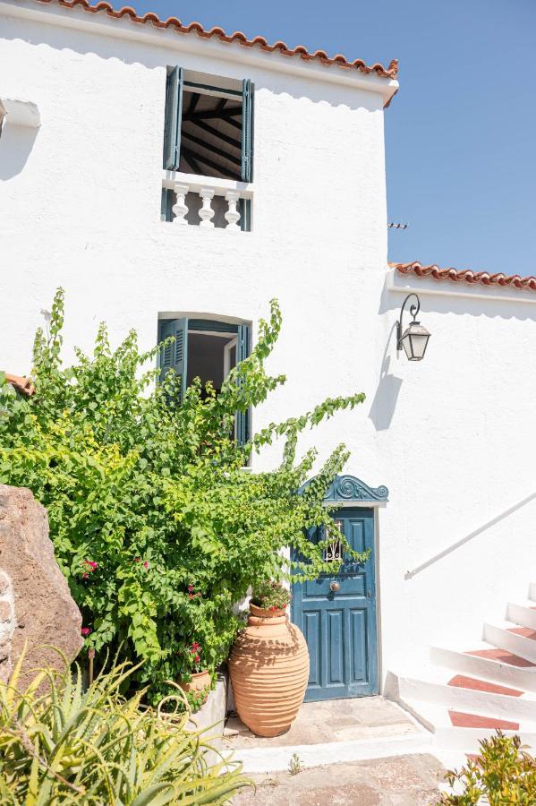 Traditional House Under The Clock Tower With Sweet View Poros Town Екстериор снимка