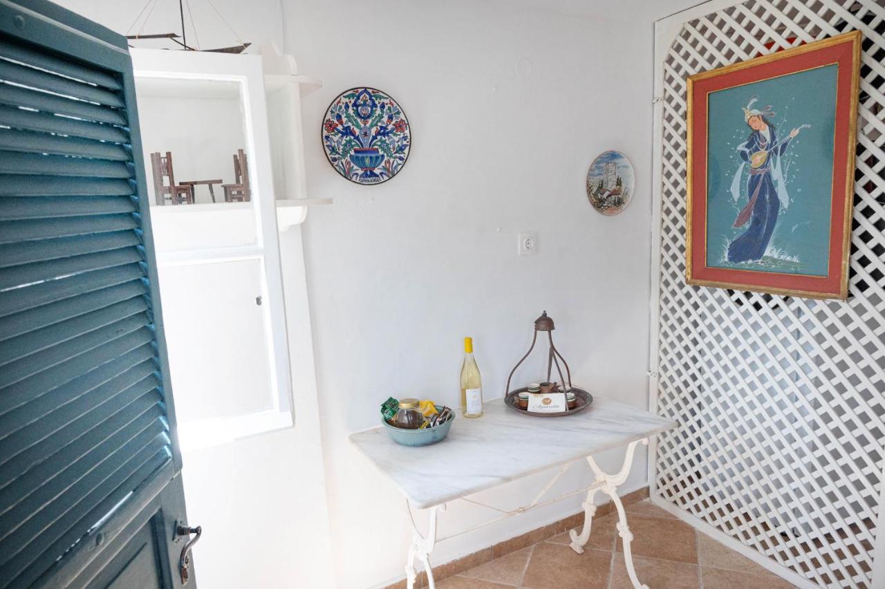 Traditional House Under The Clock Tower With Sweet View Poros Town Екстериор снимка
